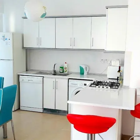 Turtle Bay Apartament *
